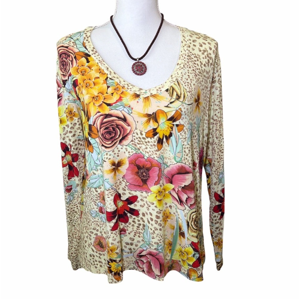 Johnny Was Cream animal print  Floral V-Neck Long Sleeve Blouse SMALL